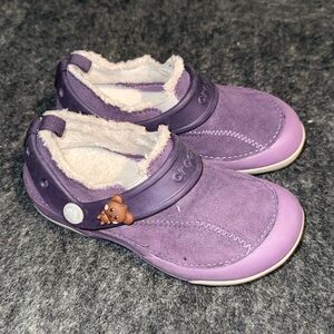 Size 13 Crocs Kids Purple Shoes lined